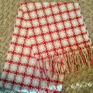 NWOT♥️PLAID NECK SCARF